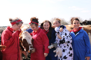 vrijgezellenfeest opde boerderij bij farmsurvival